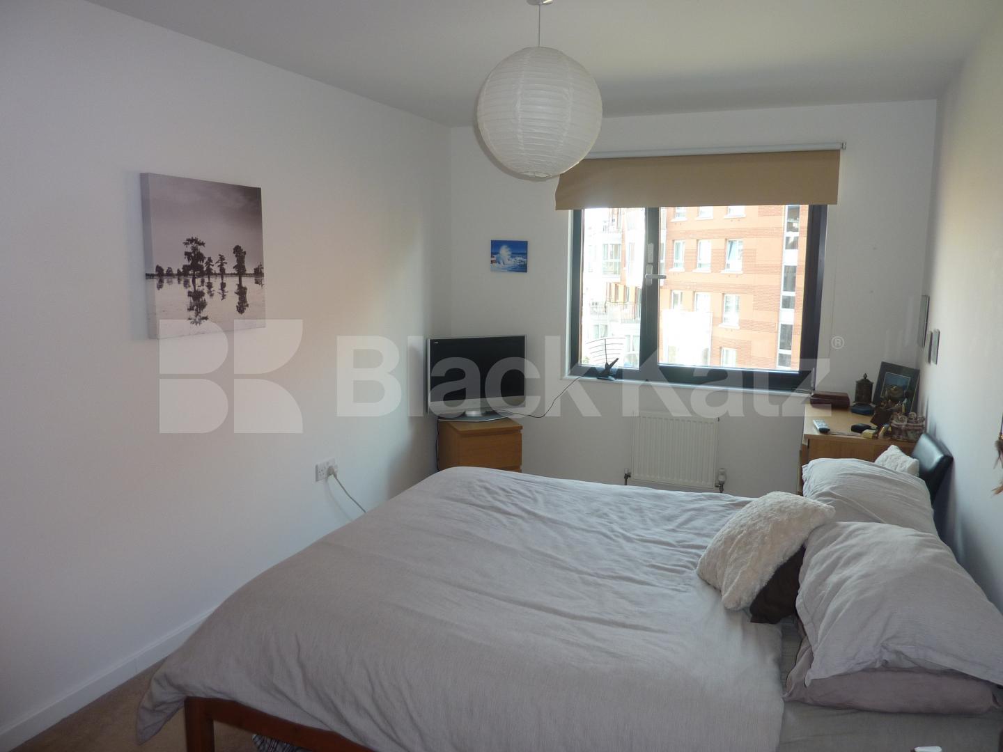 			MODERN DEVELOPMENT, 2 Bedroom, 1 bath, 1 reception Flat			 Hornsey Street, HOLLOWAY